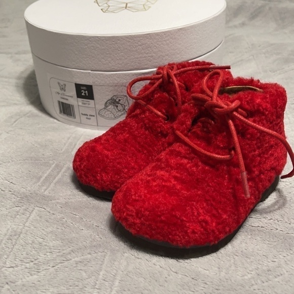 Teddy Jane red booties - Picture 3 of 5
